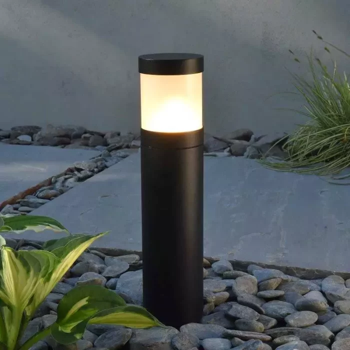 Bollard light for garden made from black coated aluminium