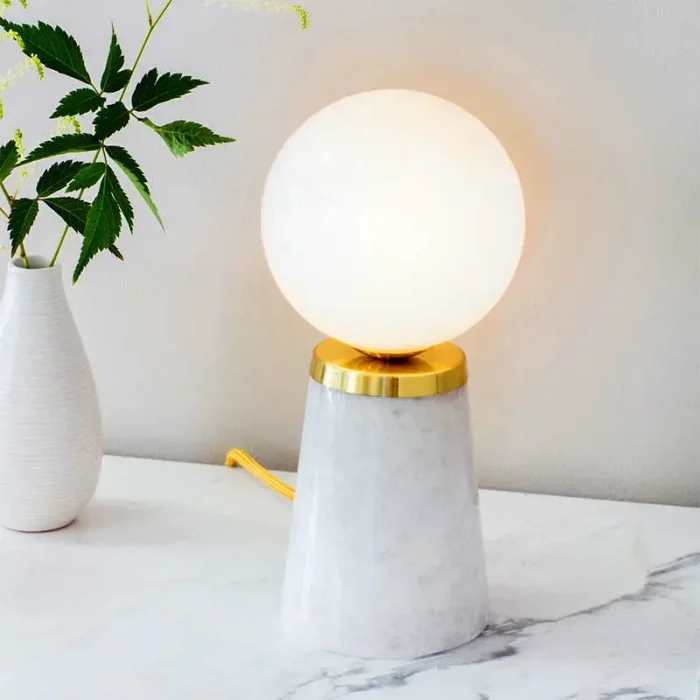 Table lamp with opal blown glass shade and gloss marble base